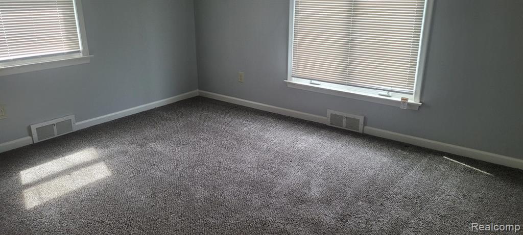 4995 Broomfield Lane, West Bloomfield, MI — Photo 11