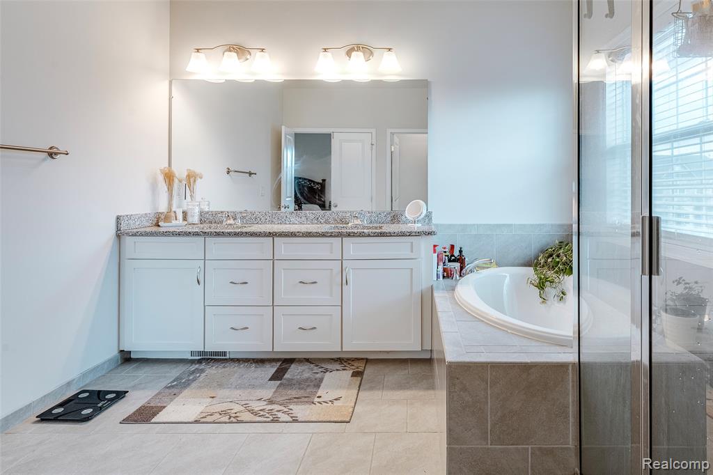 51011 Rockingham Drive, Canton, MI 48188 — Photo 35
