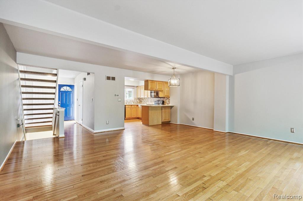 779 KIRTS Boulevard, Troy, MI 48084 — Photo 14