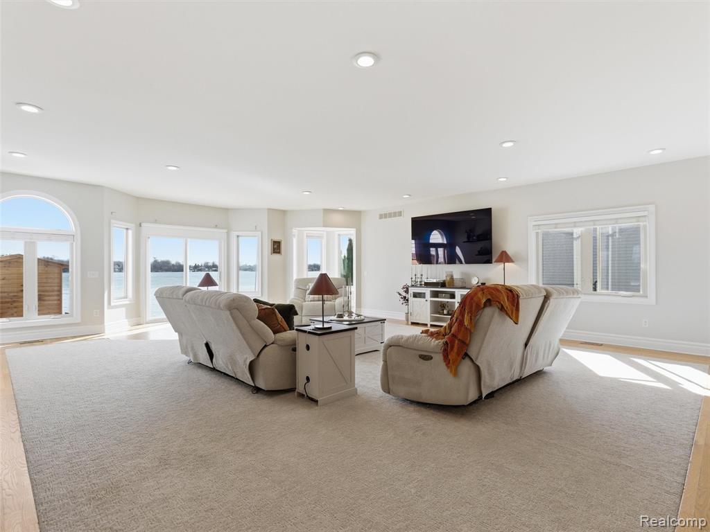 12183 Margaret Drive, Fenton, MI, 48430