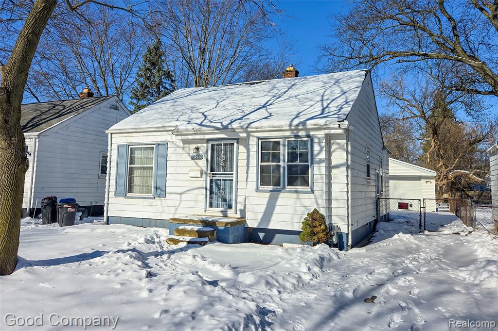 18953 Woodcrest Street, Harper Woods, MI 48225 — front exterior