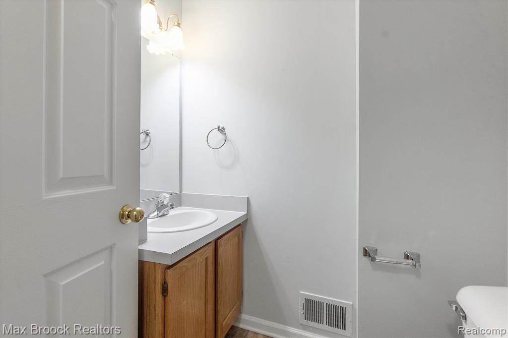 1158 Bay Court, Holly, MI 48442 — Photo 12