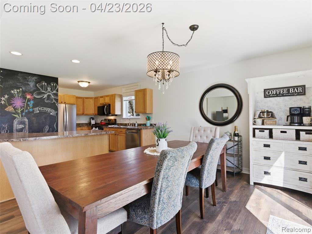 4060 Laforest Drive, Waterford, MI 48329 — Photo 8