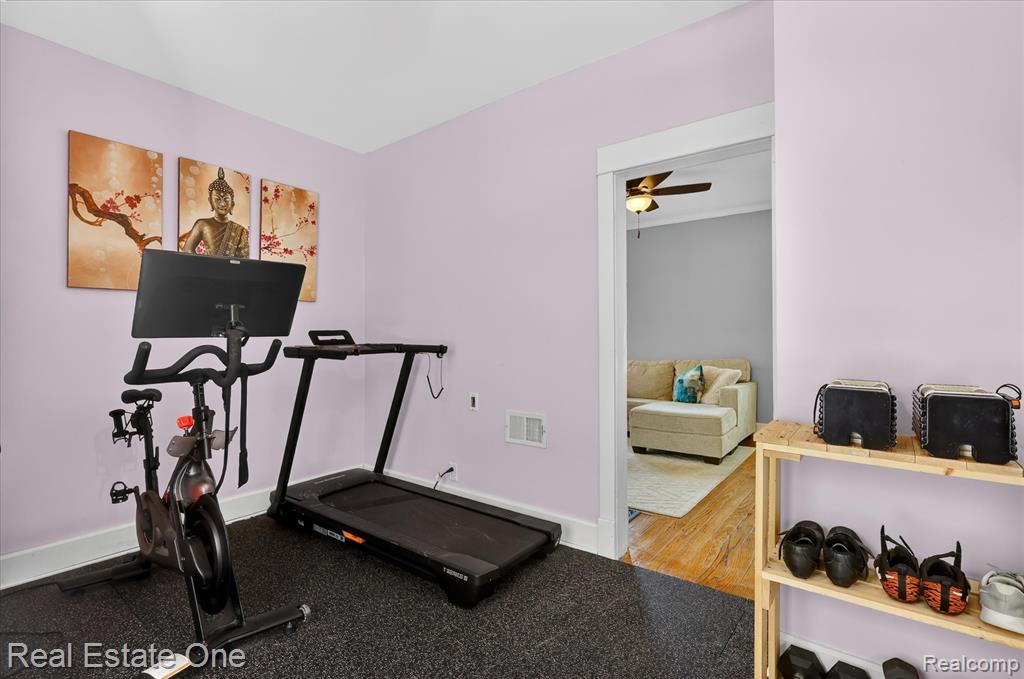 444 Diamond Avenue NE, Grand Rapids, MI 49503 — Photo 35