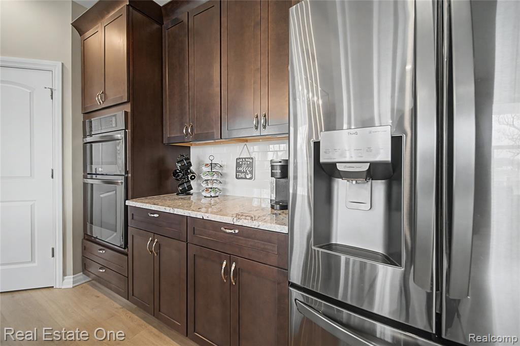 8370 Grist Mill Drive, Fenton, MI 48430 — Photo 15
