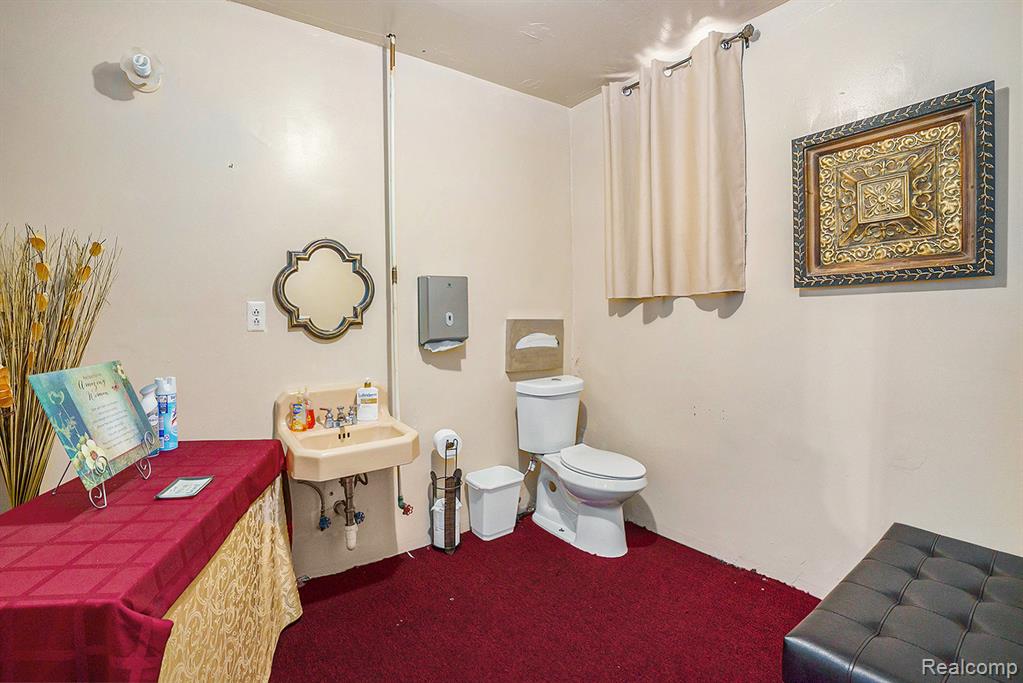 18292 James Couzens S, Detroit, MI 48235 — Photo 14