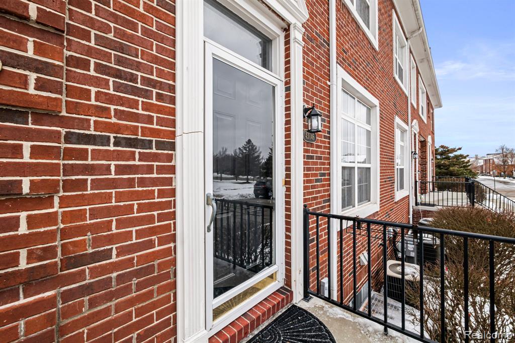 43046 Strand Drive, Sterling Heights, MI 48313 — Photo 16