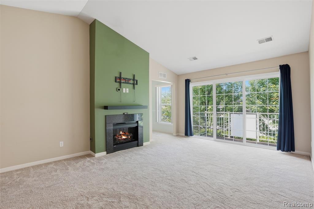 320 N Wixom Road, 30, Wixom, MI 48393 — Photo 8