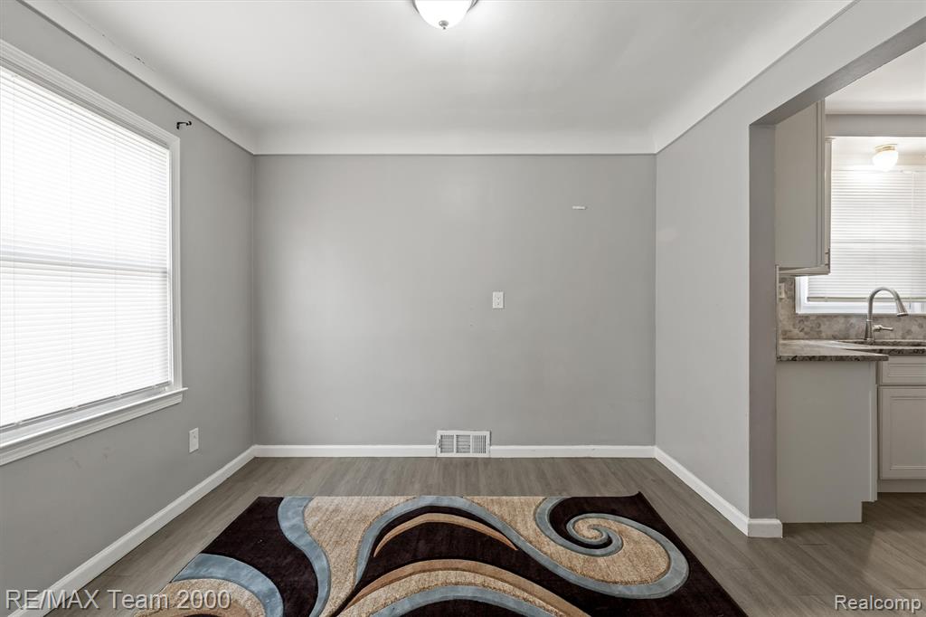 4853 Helen Street, Dearborn, MI 48126 — Photo 5