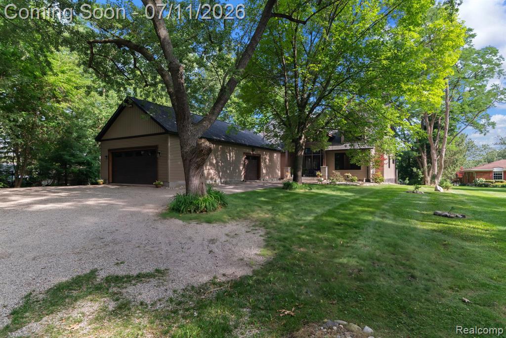 11590 Sumpter Drive, South Lyon, MI 48178 — Photo 68
