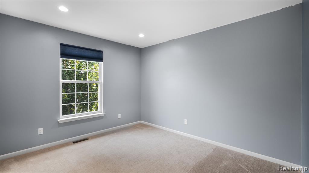 7164 MILLROCK Avenue, Shelby Twp, MI 48317 — Photo 30