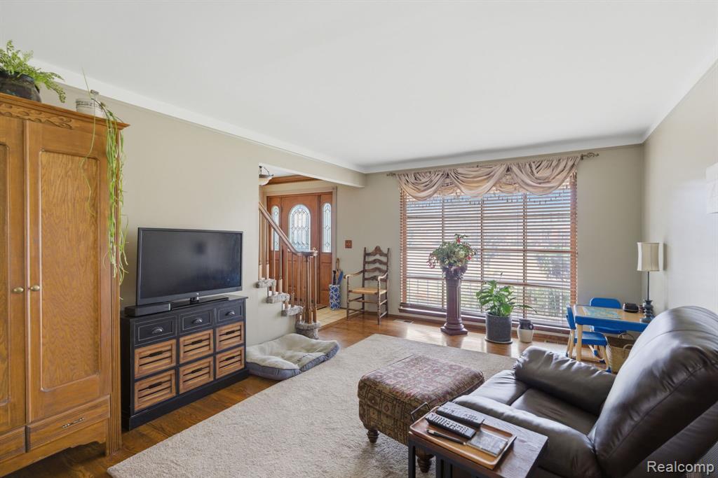 44388 Thunder Bay Drive, Clinton Twp, MI 48038 — Photo 4