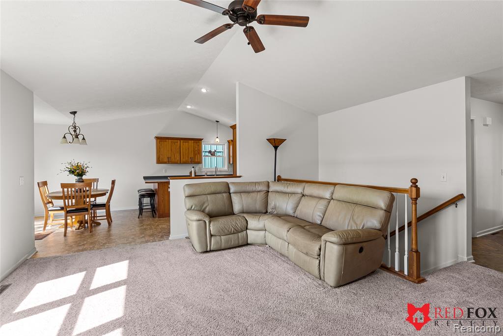 8110 Middleton Road, Corunna, MI 48817 — Photo 14