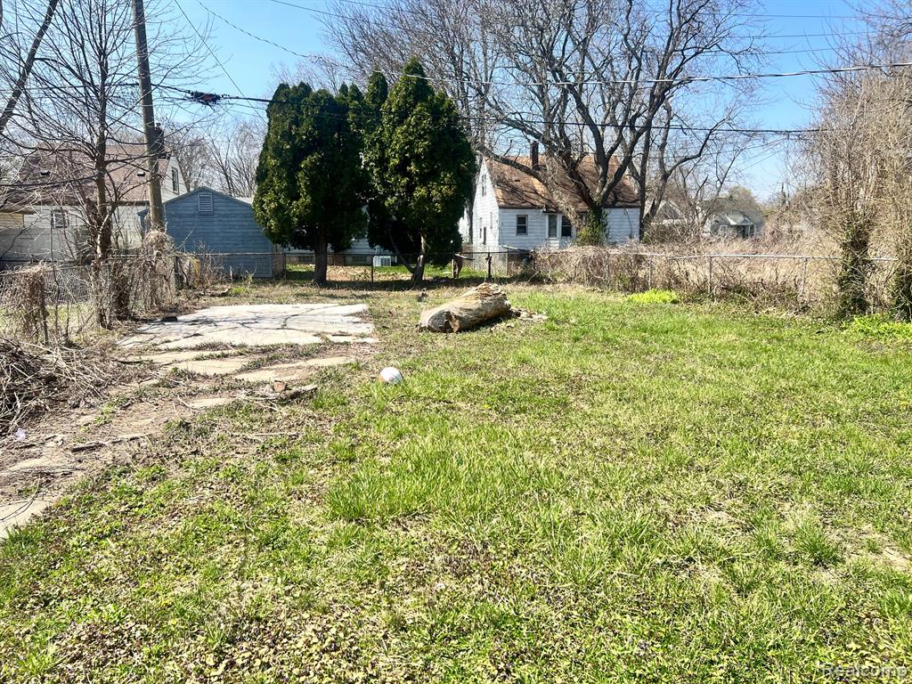 9609 PLAINVIEW Avenue, Detroit, MI 48228 — Photo 5