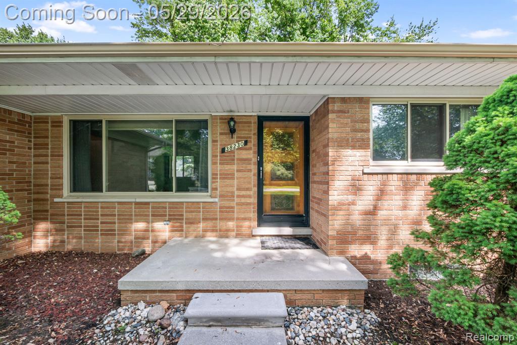 38230 Chartier Street, Harrison Township, MI — Photo 4