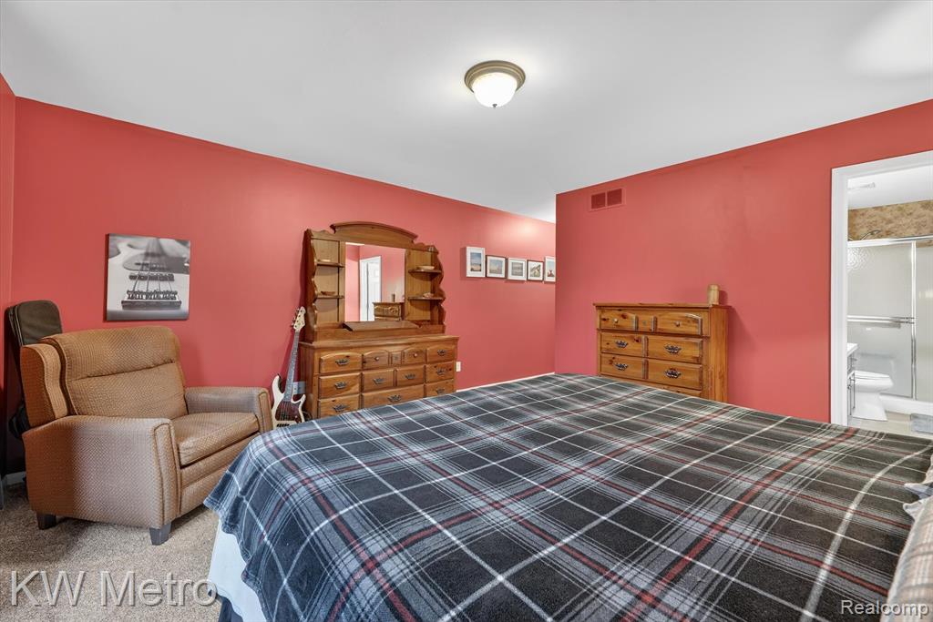 4668 Summer Ridge Drive, Howell, MI 48843 — Photo 26