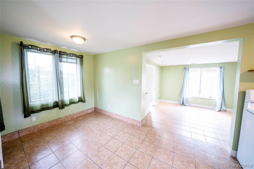 8853 Beech Daly Road, Taylor, MI 48180 — Photo 18