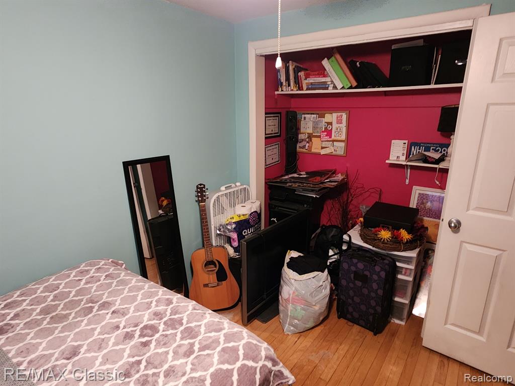 508 W HOUSTONIA Avenue, Royal Oak, MI 48073 — Photo 16