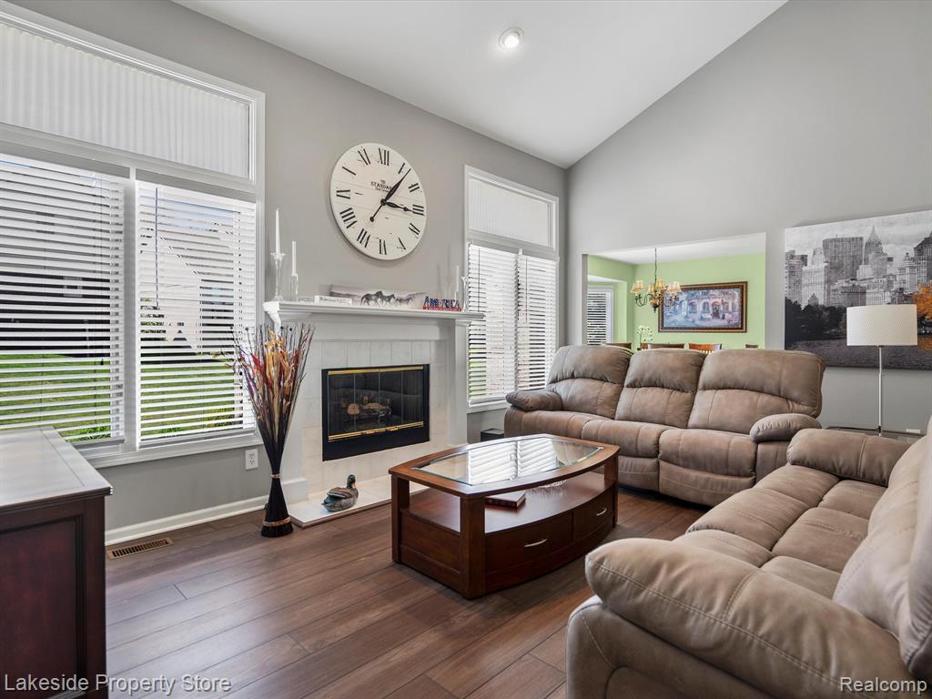 57295 WARWICK Drive, Washington, MI — Photo 14