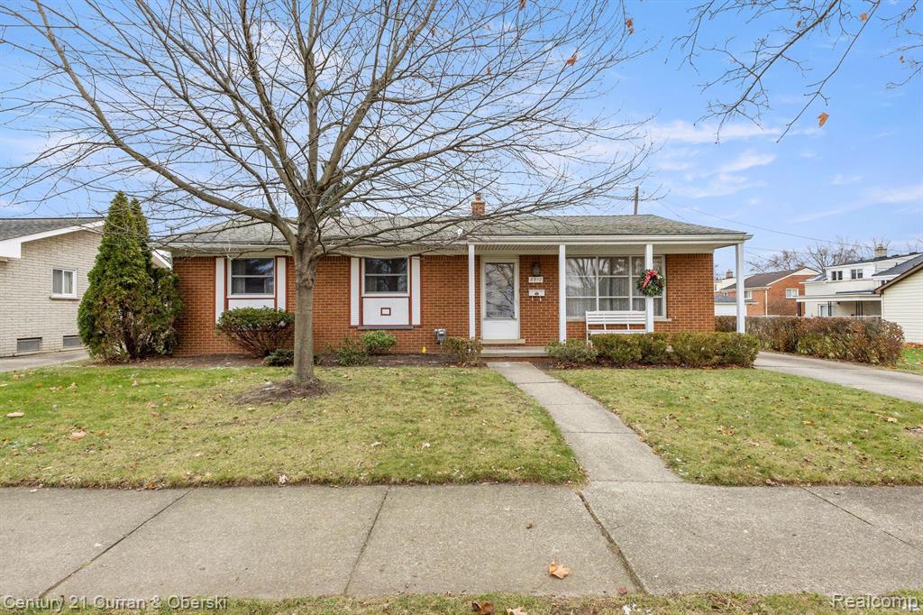 8912 RUSSELL Street, Livonia, MI 48150 — front exterior