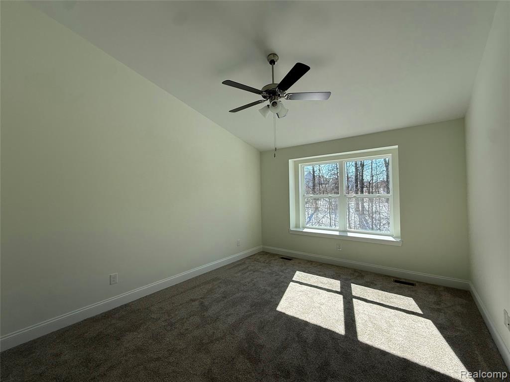 1089 Camellia Circle, 31, Howell, MI 48843 — Photo 13