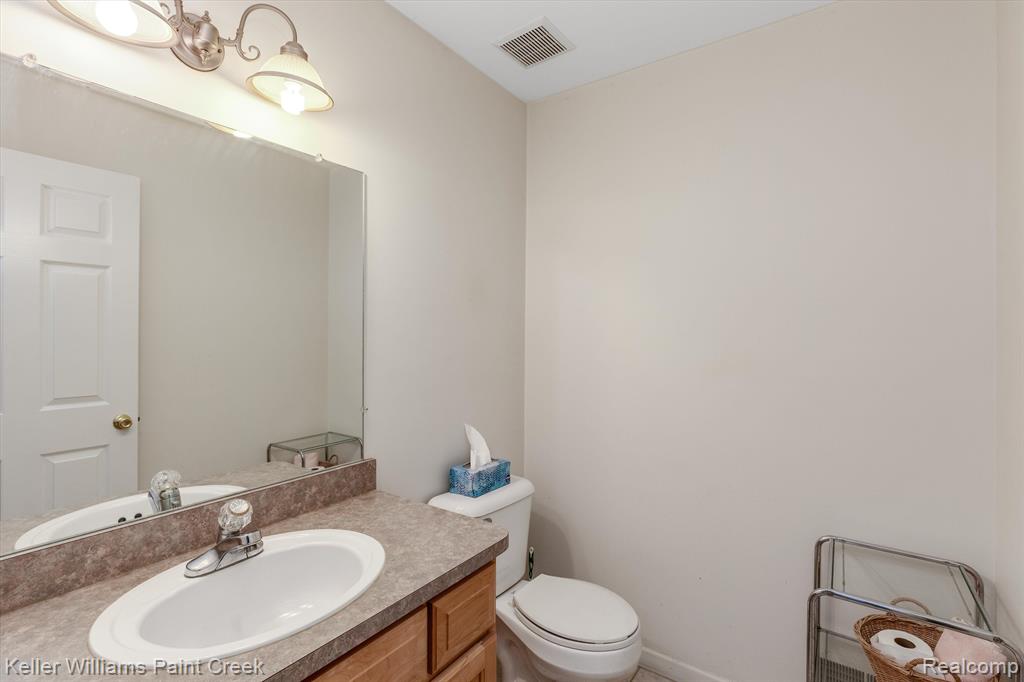50799 MURRAY Drive, Macomb, MI 48044 — Photo 16