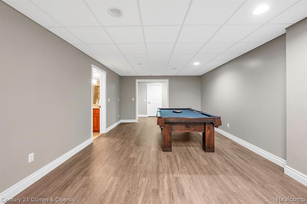 17944 RIDGEVIEW Drive, Northville, MI 48168 — Photo 32