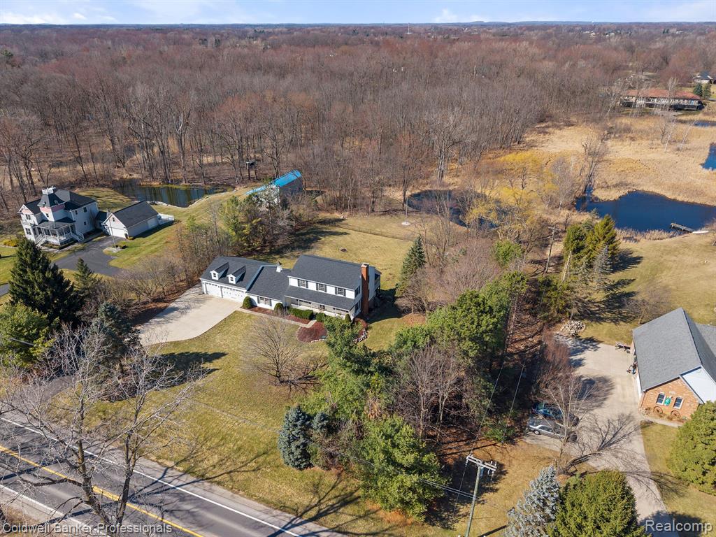 6253 7 MILE Road, South Lyon, MI 48178 — Photo 63