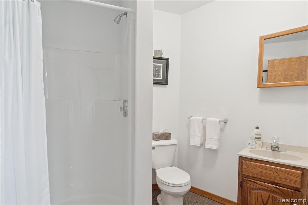 5074 CLARKSTON Road, Clarkston, MI 48348 — Photo 33