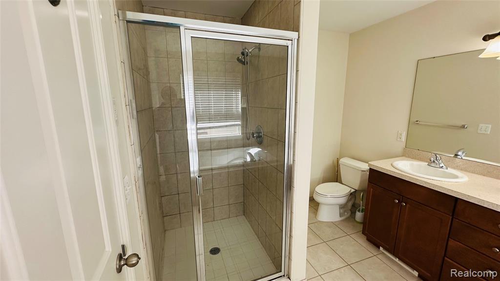815 CALGARY Street, Auburn Hills, MI 48326 — Photo 26