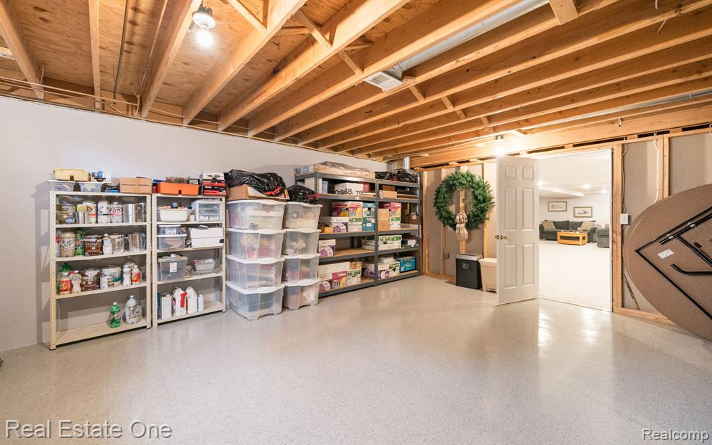 54035 Scarboro Way, Shelby Twp, MI 48316 — Photo 36