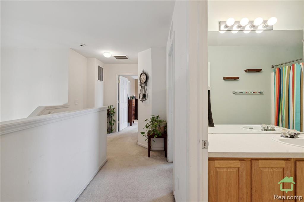 9799 Ravenshire Drive, Ypsilanti, MI 48198 — Photo 39