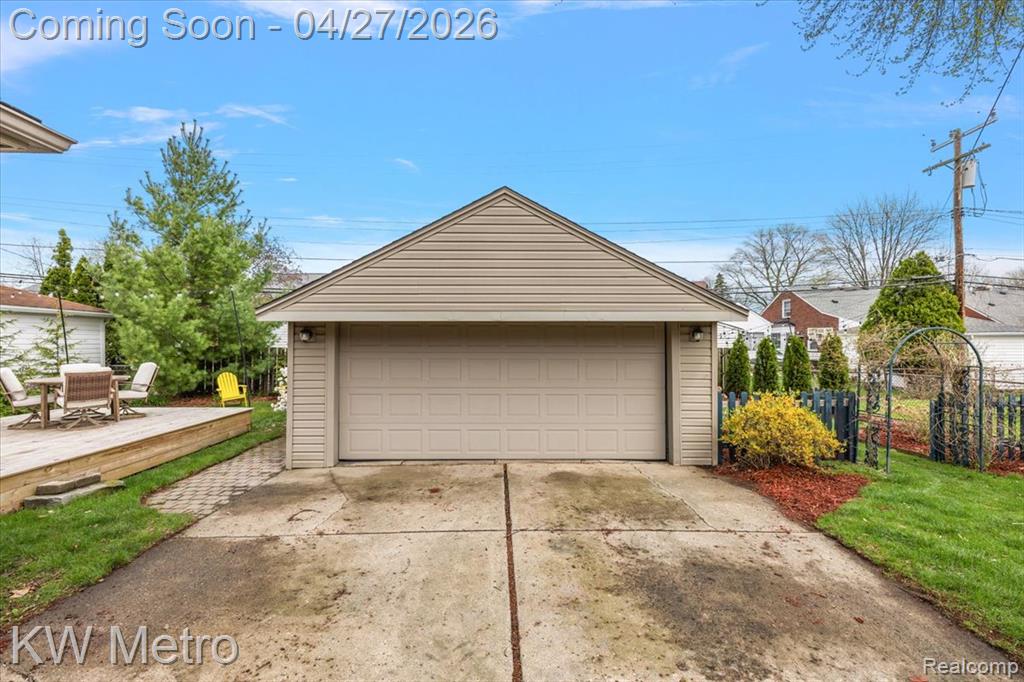 1830 Stanhope Street, Grosse Pointe Woods, MI 48236 — Photo 46
