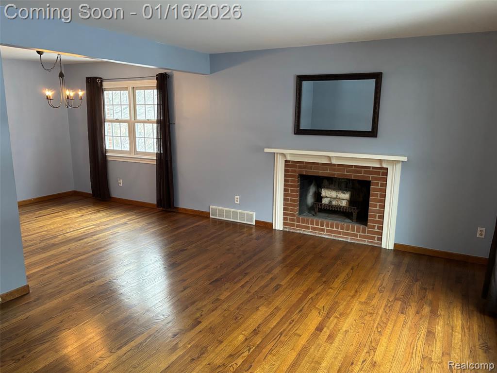 946 Novi Street, Northville, MI 48167 — Photo 2
