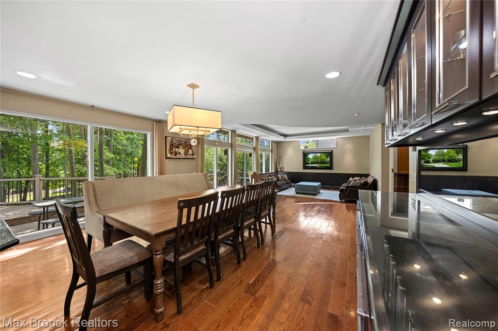 6067 Charles Drive, West Bloomfield, MI — Photo 14