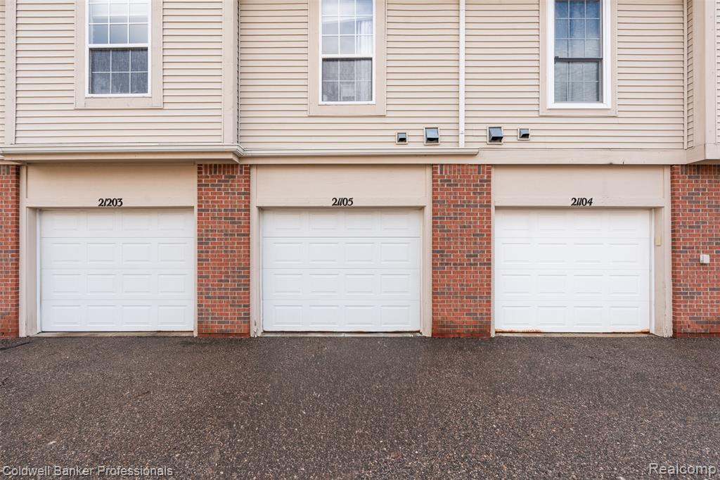 21105 Chesapeake Circle, 243, Walled Lake, MI 48390 — Photo 26