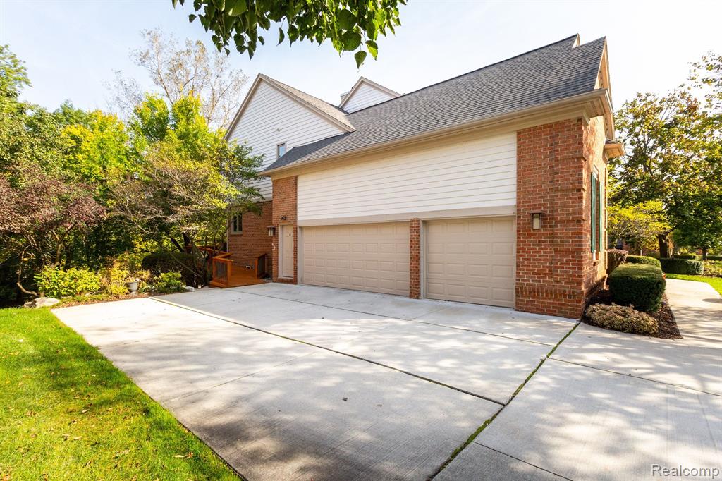 47322 SUNNYBROOK Lane, Novi, MI — Photo 3