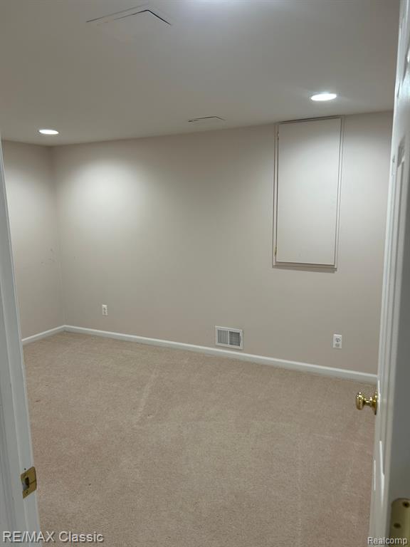 43008 EMERSON Way, Novi, MI — Photo 20