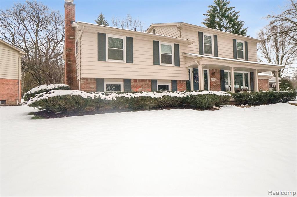 4414 BRANDYWYNE Drive, Troy, MI 48098 — Photo 2