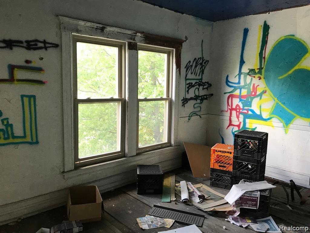 408 HORTON Street, Detroit, MI 48202 — Photo 7