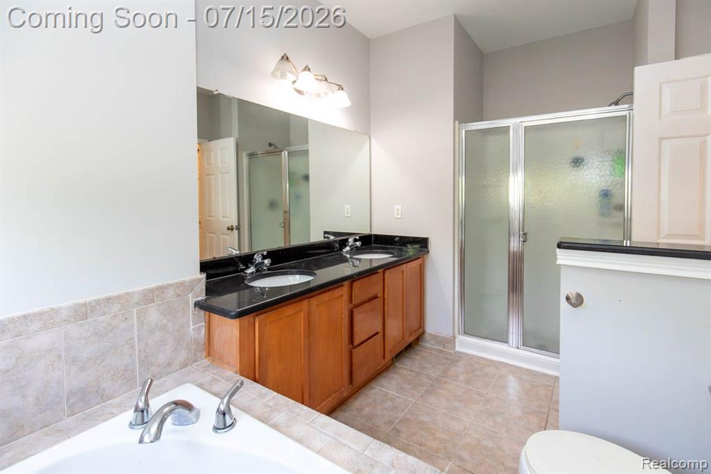 43721 CHERRYWOOD Lane, Canton, MI 48188 — Photo 24