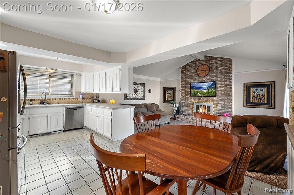 46621 Apple Lane, Macomb, MI 48044 — Photo 10