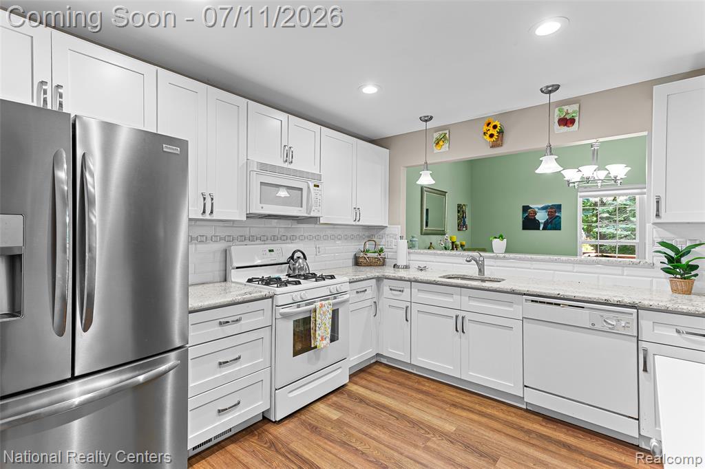 6707 Cortland Avenue, 35, Brighton, MI 48114 — Photo 3