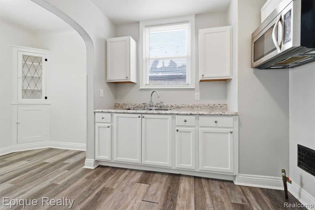 9535 Terry Street, Detroit, MI 48227 — Photo 16