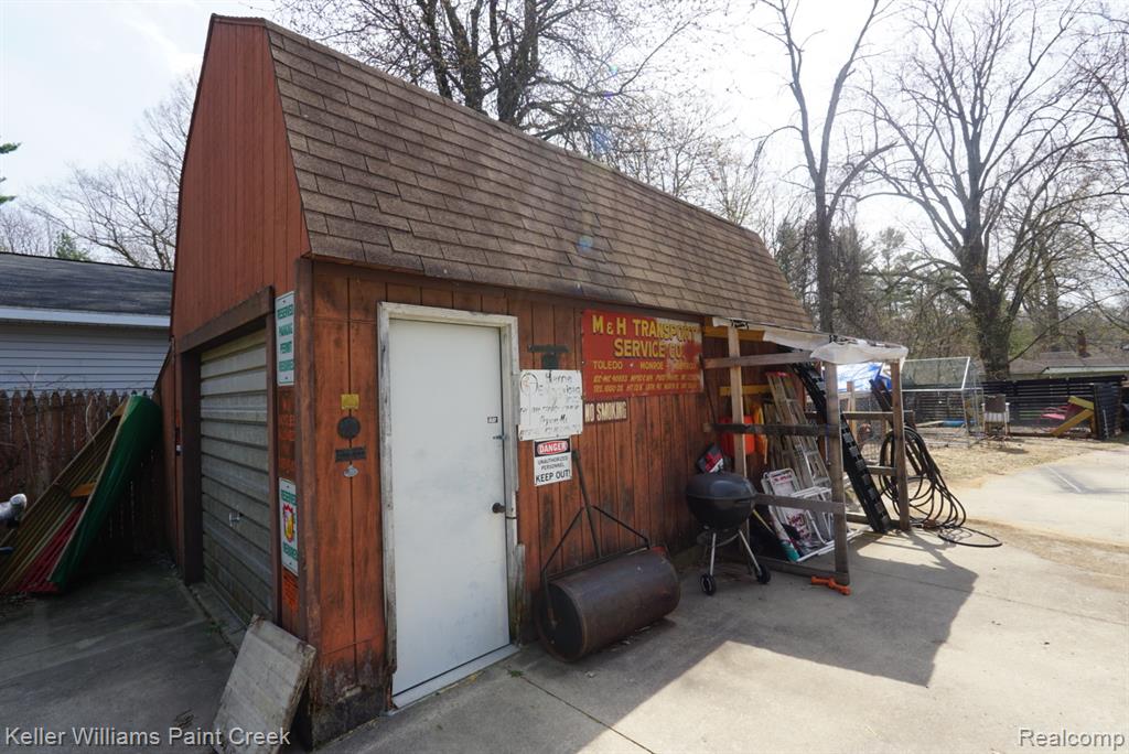 8565 Chapin Road, Pigeon Vlg, MI — Photo 19
