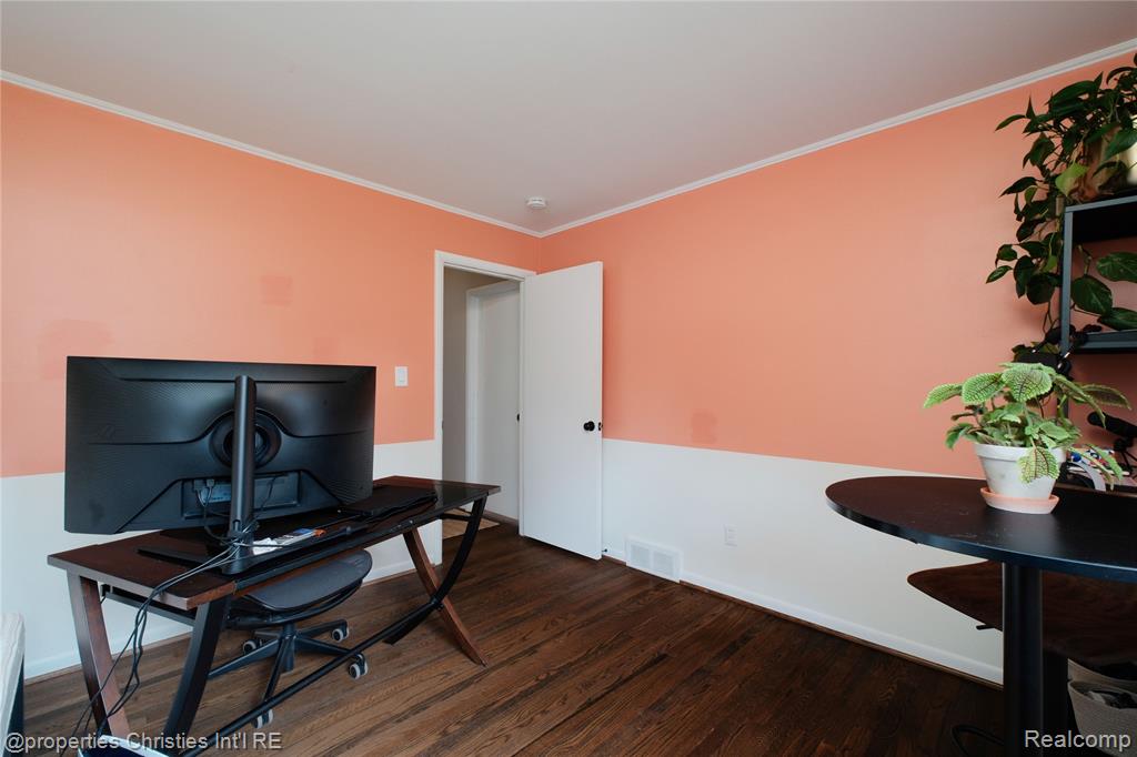 4228 Rosewold Avenue, Royal Oak, MI 48073 — Photo 19