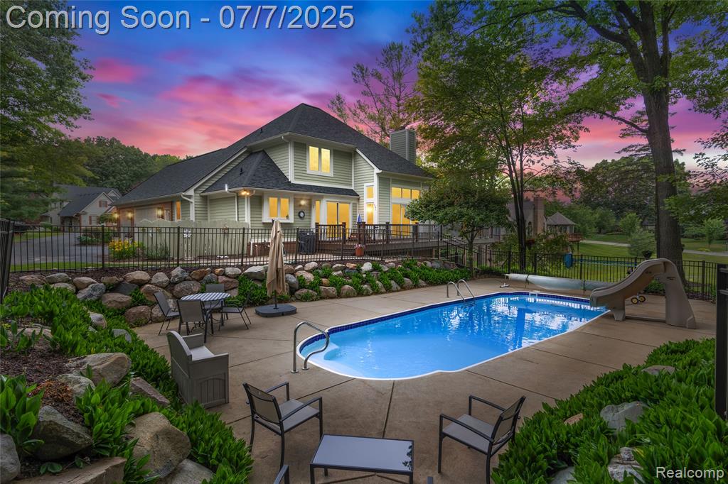 7098 Hickory Hollow Circle, Clarkston, MI 48348 — Photo 2