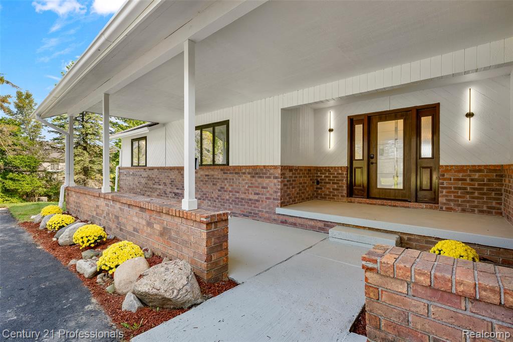 9060 Tindall Road, Davisburg, MI 48350 — Photo 8