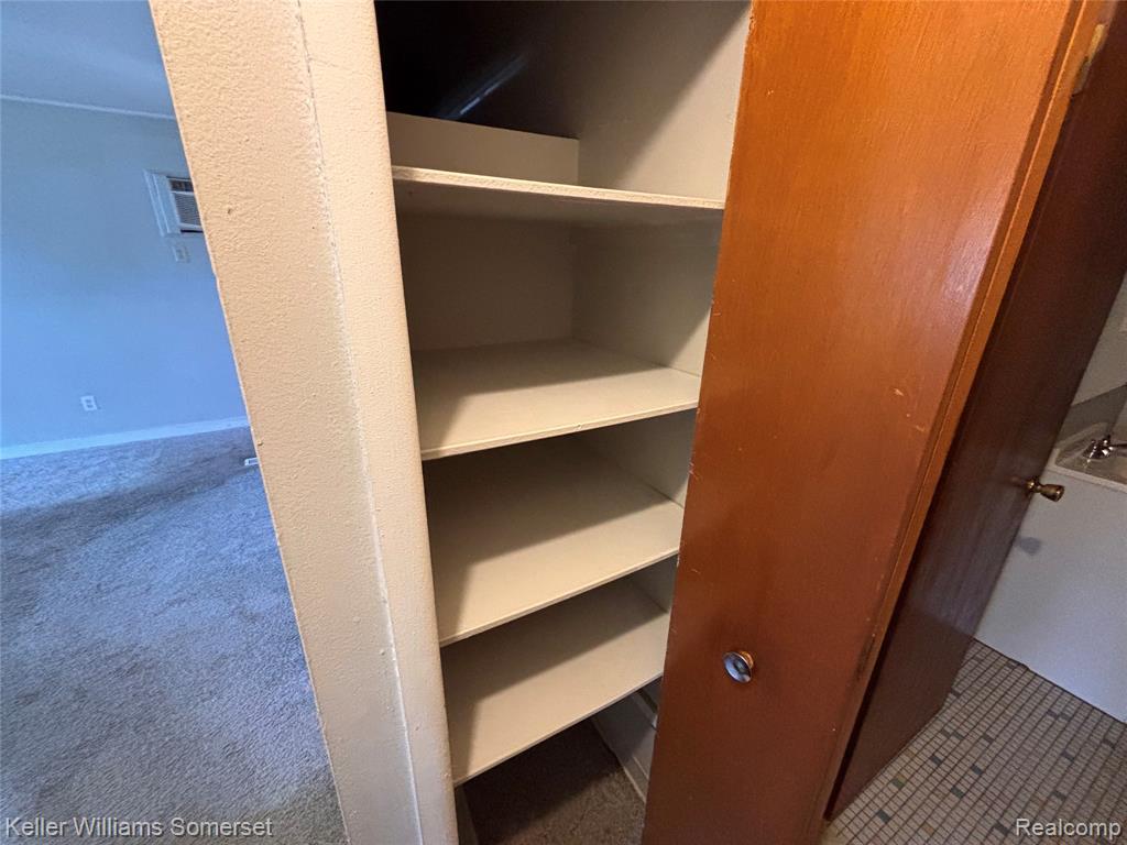 4070 Agnes Avenue, Lincoln Park, MI 48146 — Photo 4
