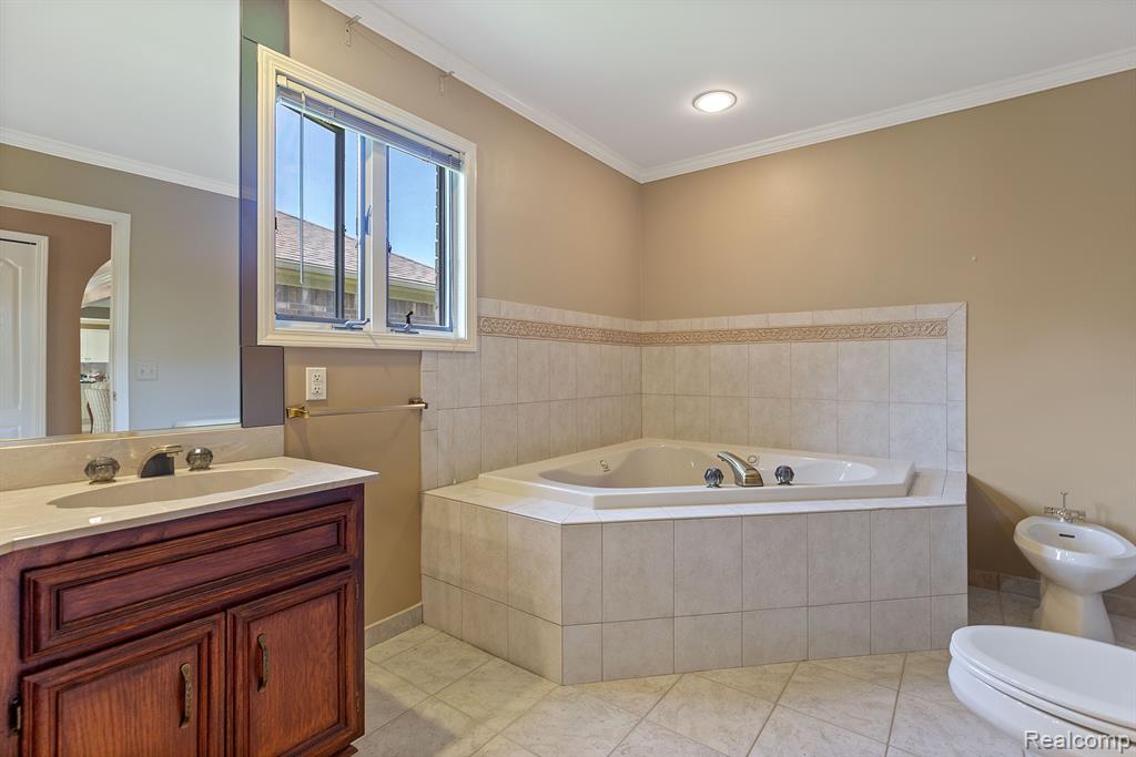 40608 MELODY Court, Clinton Twp, MI 48038 — Photo 20